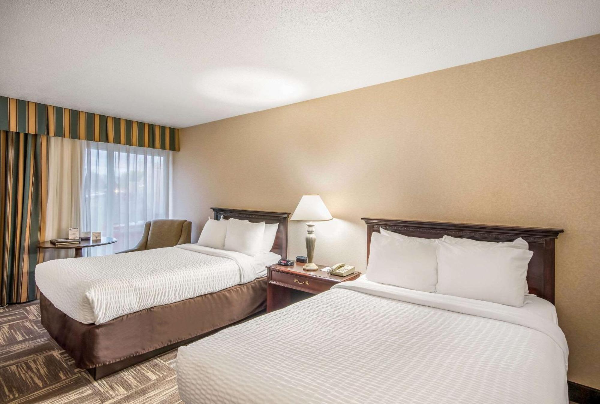 Clarion Inn Grand Junction Airport Room photo